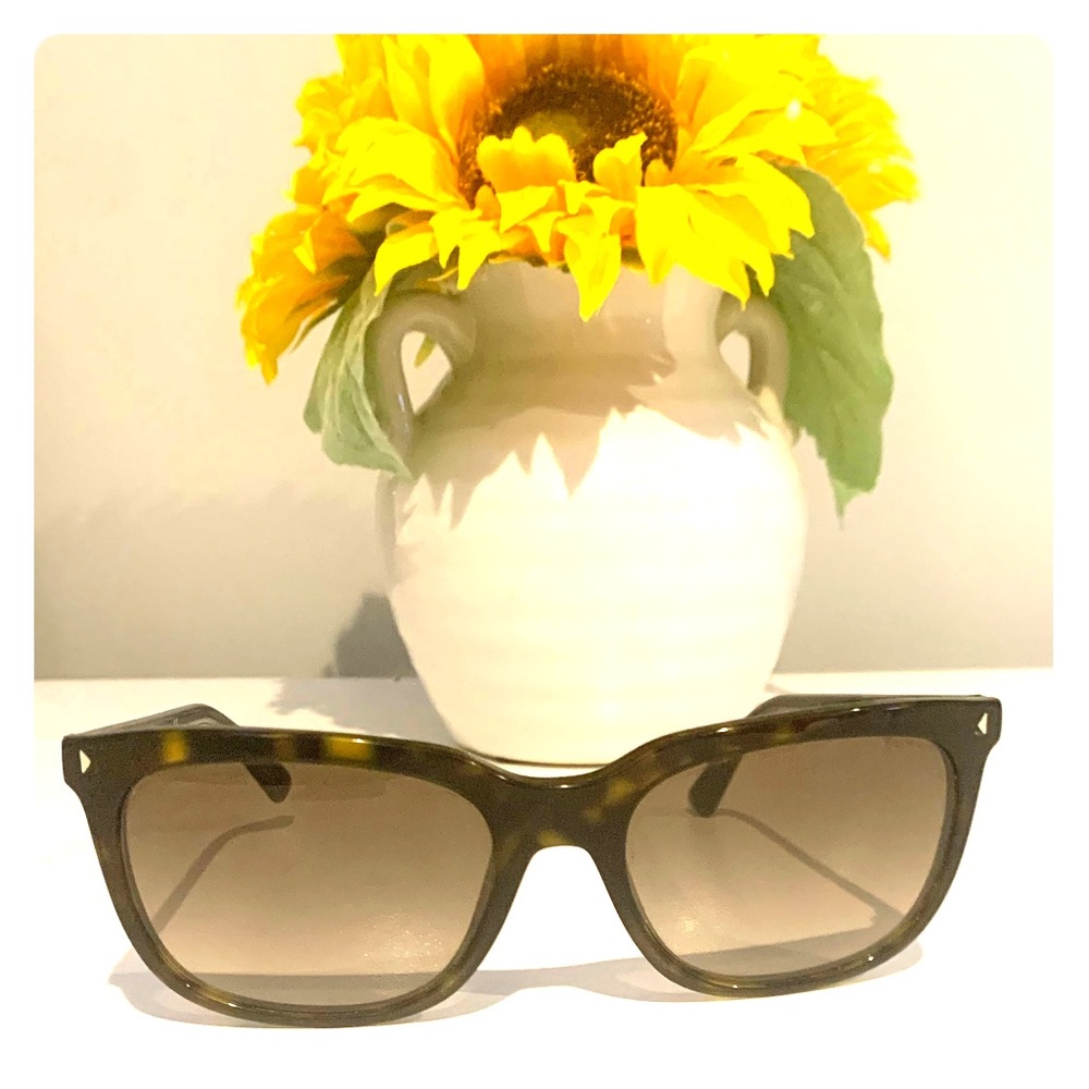 PRADA SUNGLASSES